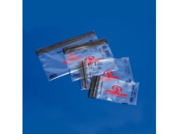 aLOKSAK re-sealable, flexible storage bag waterproof 17,14x15,24cm