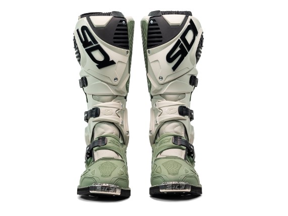 000MMFIRE3_ARMYSAND_4FRONT