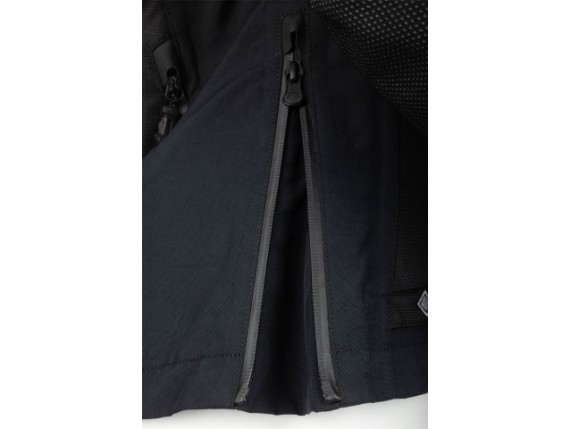 3015-002_Black_12