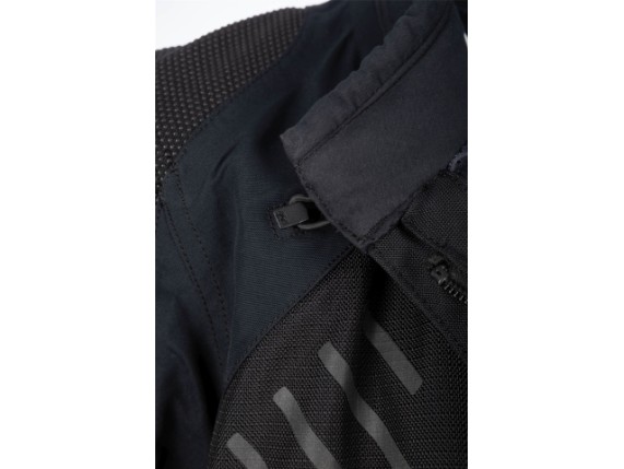 3015-002_Black_18