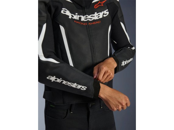 3100226_12_GP_FORCE_V2_LEATHER_JACKET_DT3_8847a56b-a4d5-4f79-8baa-1920d61b6b61