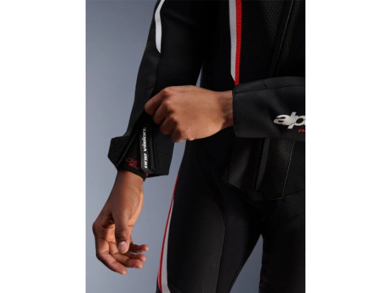 3150526_1231_GP_FORCE_V2_LEATHER_SUIT_1_PC_DT1