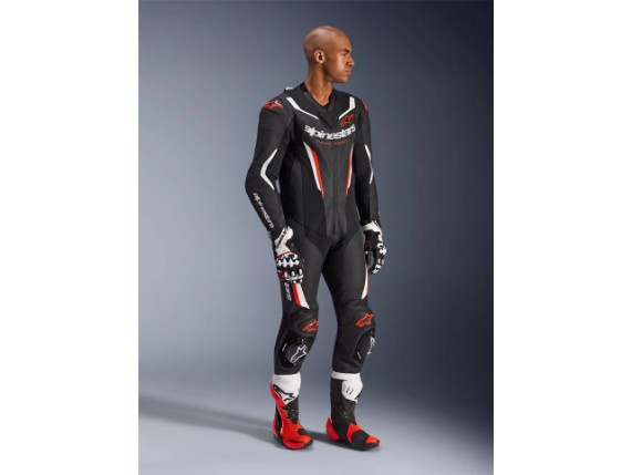 3150526_1231_GP_FORCE_V2_LEATHER_SUIT_1_PC_FS_22d8a16b-99a1-4079-a66e-20b9bb0d2232