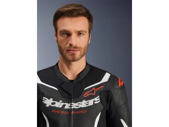 3160126_1231_GP_FORCE_V2_LEATHER_SUIT_2_PC_DT2