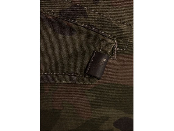 JDC5005_Stroker_Camouflage_13