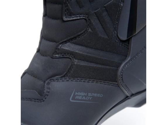 str1_black_010