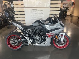 GSX-8R