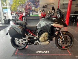 MULTISTRADA V4S Travel +