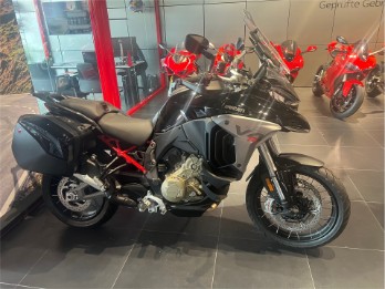 MULTISTRADA V4S Traveler