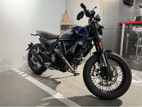 DUCATI SCRAMBLER NIGHTSHIFT, ZDM2000AASB002395