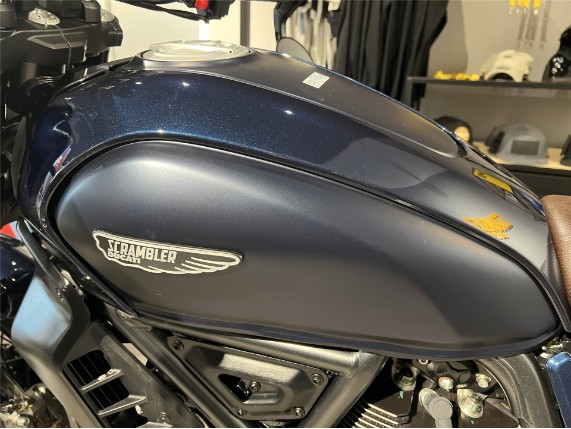 DUCATI SCRAMBLER NIGHTSHIFT, ZDM2000AASB002395