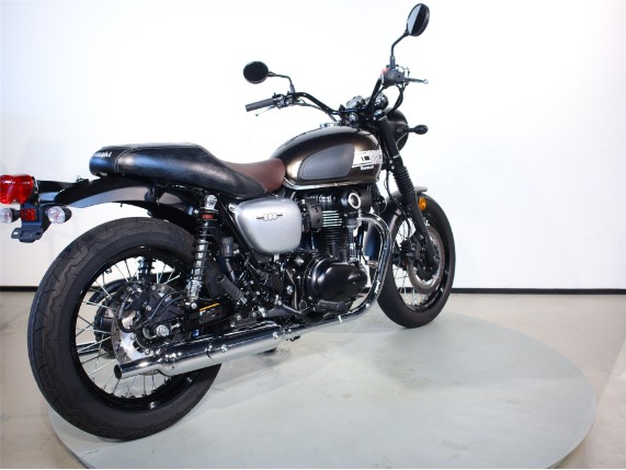 Kawasaki W800, JKBEJ800BCA000305