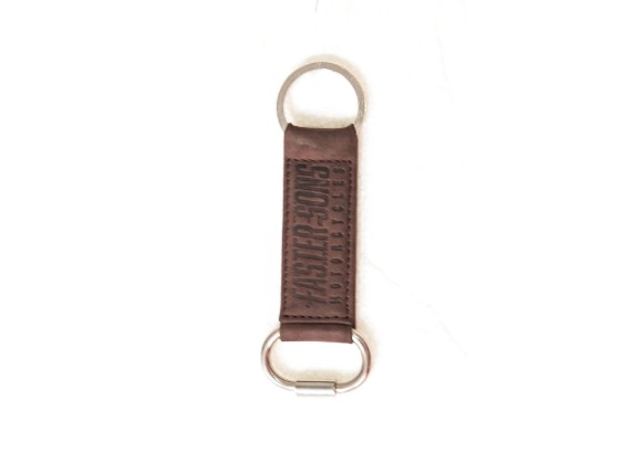 N15-PK006-D0-00-Faster-Sons-Leather-keyring-Studio-001_Tablet