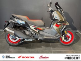 C 400 X