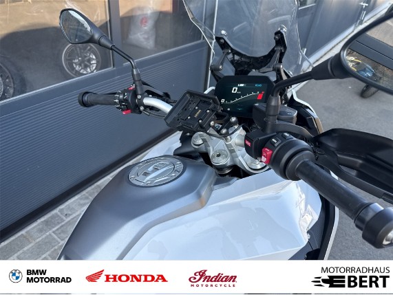 BMW F900XR, 0018788