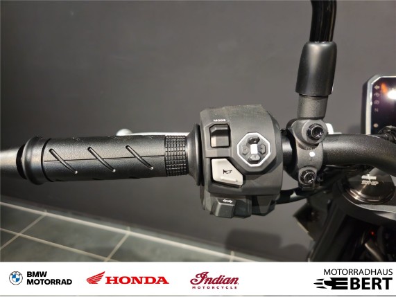 Honda CB 750 Hornet, 0020006