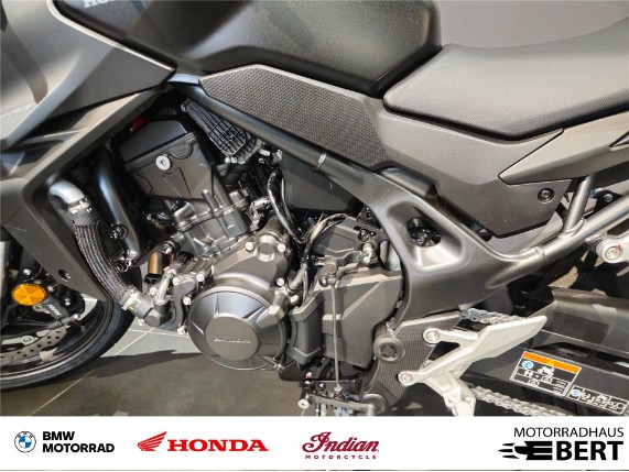 Honda CB 750 Hornet, 0020006