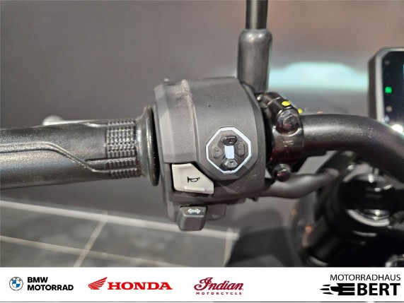 Honda CB125R, 0020715