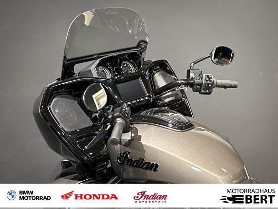Indian Pursuit Dark Horse, 0021117