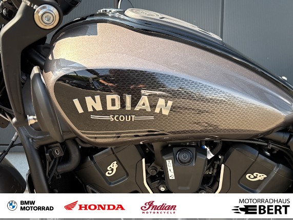 Indian Scout Bobber Limited + Tech, 0021393