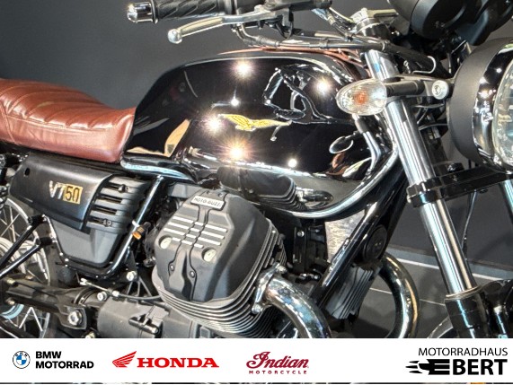 Moto Guzzi V7 III 50 Annivesario, 0021325