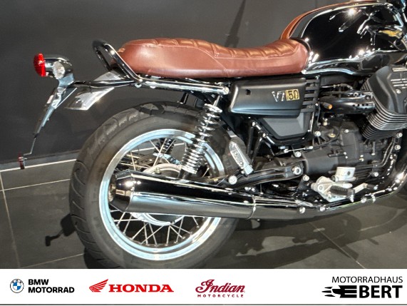 Moto Guzzi V7 III 50 Annivesario, 0021325