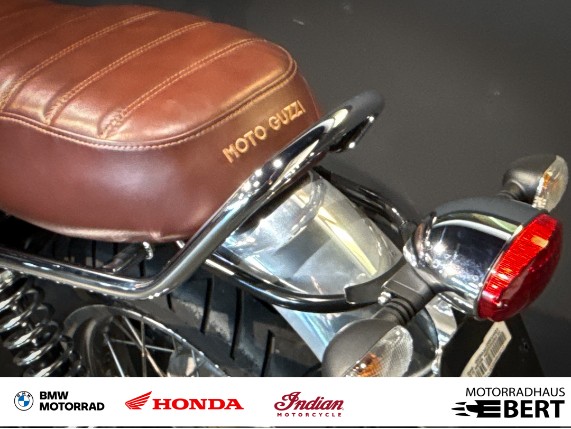 Moto Guzzi V7 III 50 Annivesario, 0021325