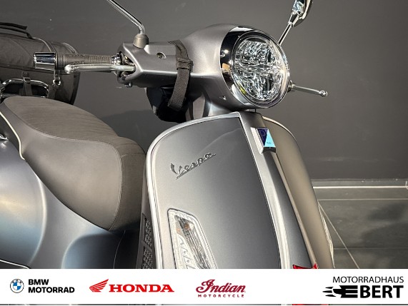 PIAGGIO VESPA GTS, 0021601