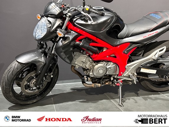 Suzuki Gladius 650, 0020768