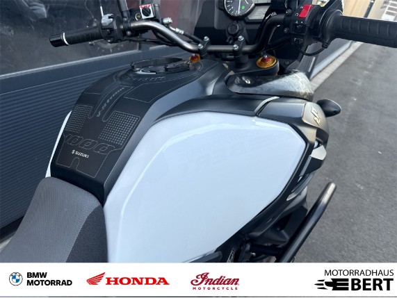 Suzuki V-Strom 1000, 0020174
