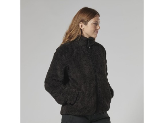 MFNS24007_CLO_24_ADVENTURE_SUPERWARM_MID_LAYER_WOMEN_3