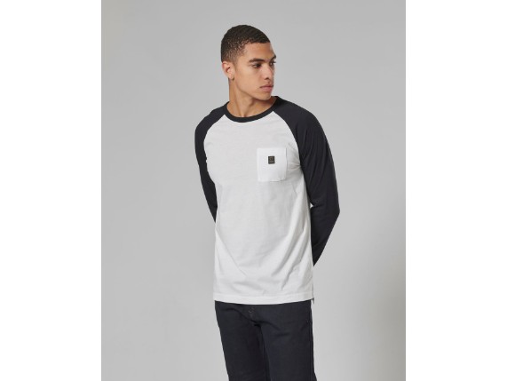 MTLS2336_CLO_23_DEALERMERCH_BLACKWELL_TEE_5