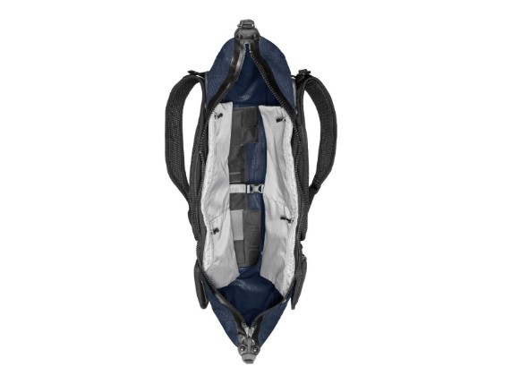 atrack-cr-urban-25l_r7160_inside