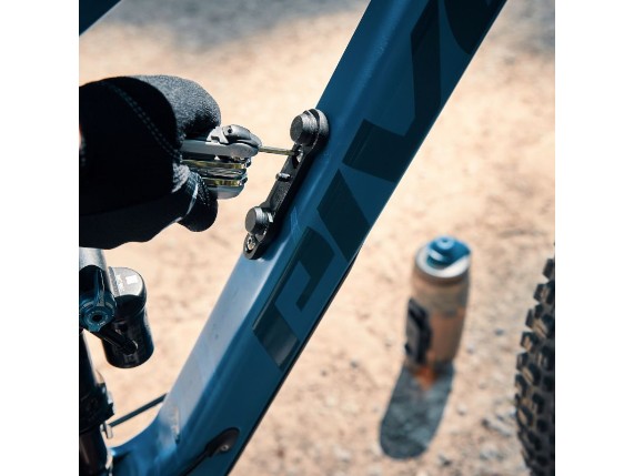 Bike Base (3) FIDLOCK_SS21_MTB_031_BRE6666_800x800