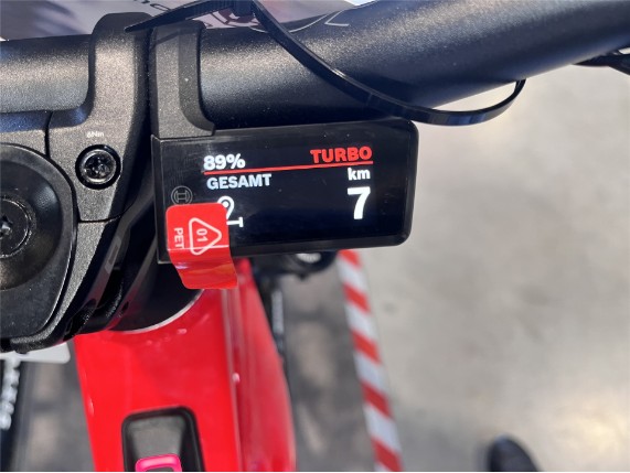 Level R rot 46cm (5)
