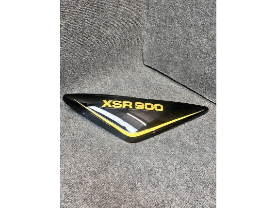 Seitenverkleidung XSR 900 80 black BJ 2020 (1)
