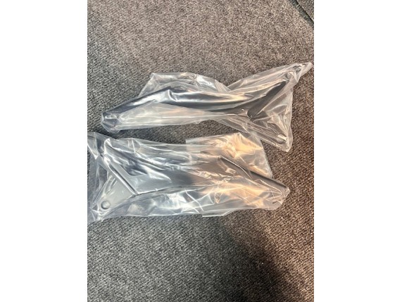 Seitenverkleidung XSR 900 80 black BJ 2020 (3)