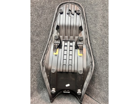 Sitzbank Tracer 700 BJ 2020-2021 (2)