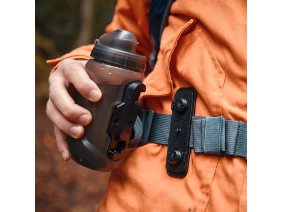 Twist tex base multi (6) 09648(TBL)_fidlock_twist_bottle590_texbasemulti_outdoor_03_800x800