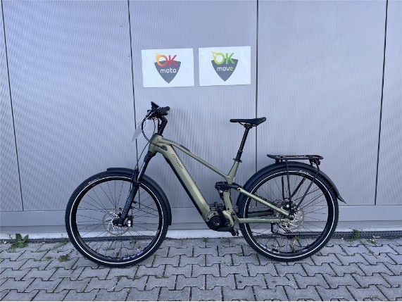 Xyron SUV 4.0 grün 46cm (2)