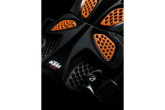 3PW1920402, A-10 Full chest Protector XS/S