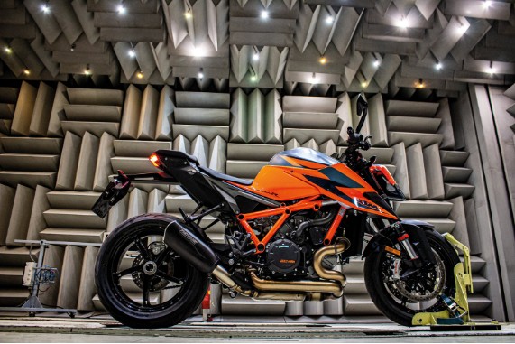 Anbauanleitung | REMUS NXT Slip On | 1290 Super Duke R