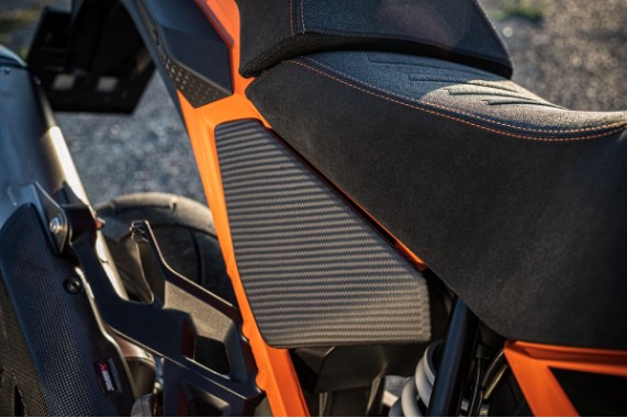 Carbon Seitenverkleidungsset | 1390 Super Adventure | Leicht & Robust