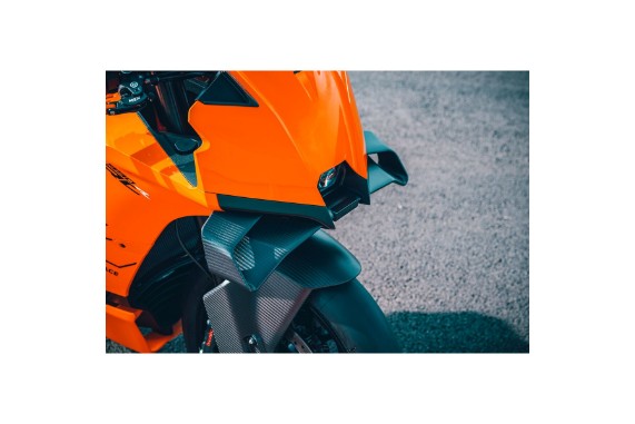 Carbon Winglets 990 RC R | Montageansicht | PowerParts