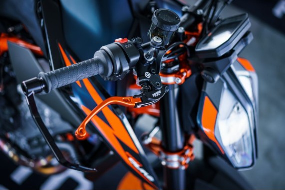 pho_pp_mon_410921_63613902044_brake_lever__sall__awsg__v1