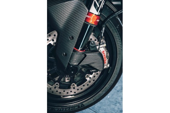 pho_pp_mon_61713932044_factory_brake_cooling_duct_kit_detail3__sall__awsg__v2