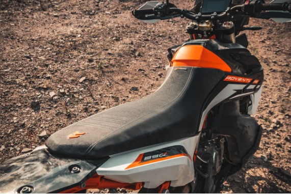 pho_pp_mon_63507941000_seat_detail__sall__awsg__v1