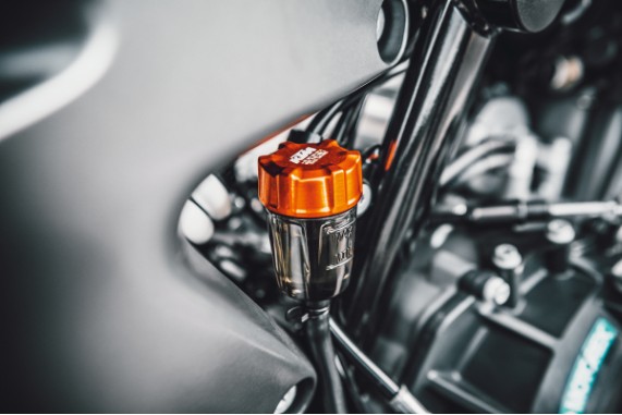 pho_pp_mon_64113962000_montiert__sall__awsg__v1