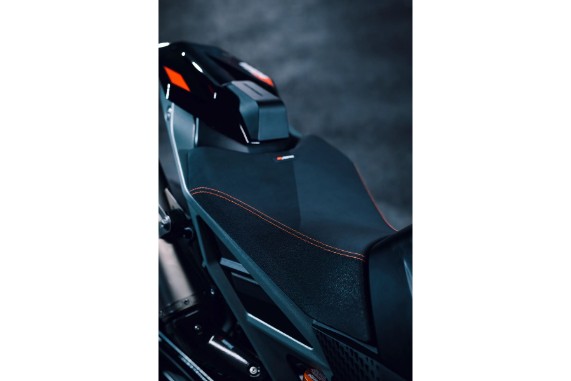 pho_pp_mon_753539_my27_ktm_790_duke_parts_details_europe__global_parts_details__sall__awsg__v1