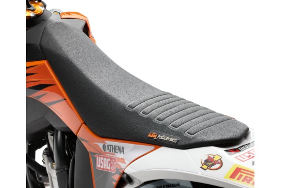 pho_pp_mon_77207940500_sxs_seat_wave__sall__awsg__v1